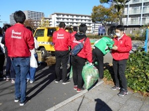 1440　学生　トラック　ごみ　2